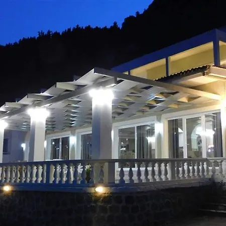 Benitses Bay View Otel