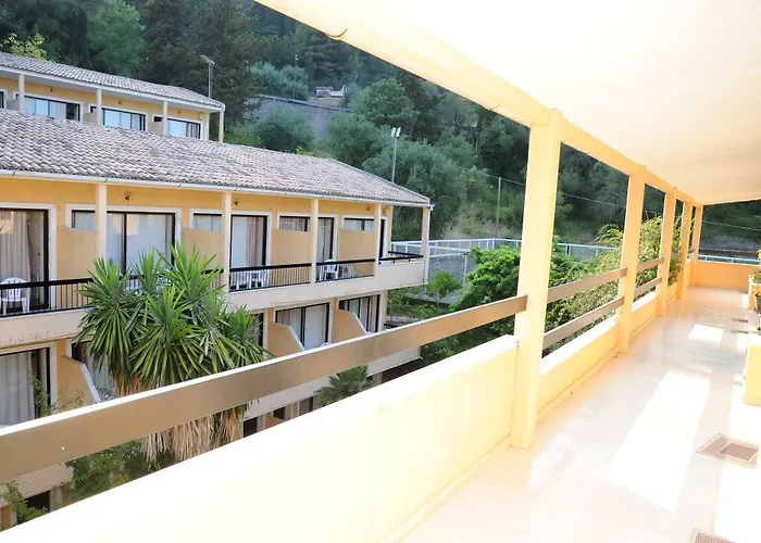 Benitses Bay View Hotel 3*